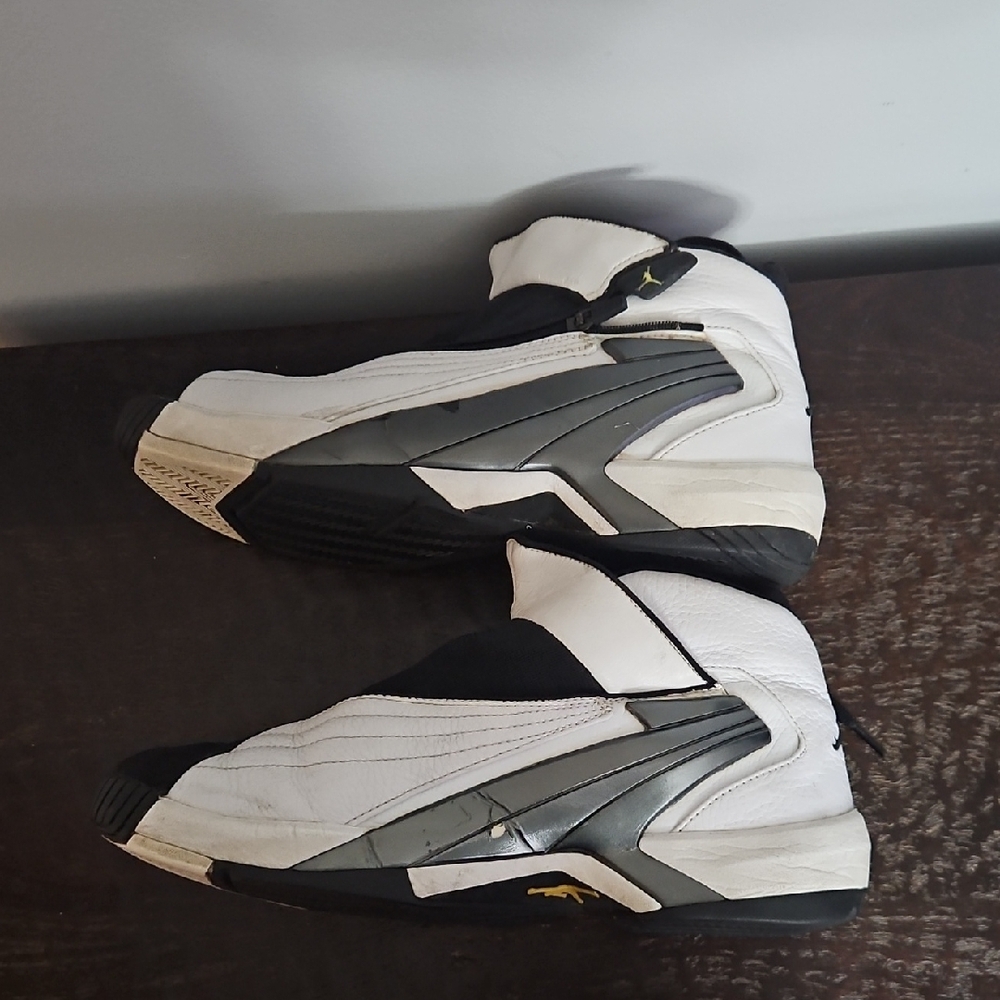 Nike Air Jordan Jumpman Swift 6 - Black, White, And Gray Men's Sneakers - Picture 11 of 16